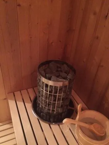 הוילה לה קונטמין מונז'ואה Chalet Cameline